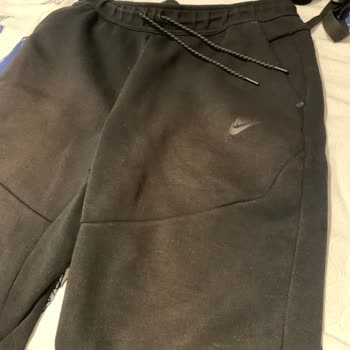 Nike Tech Eşofman Renk Atması Ve Tüycüklenme