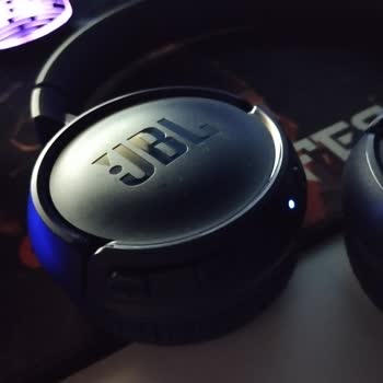 JBL 510 Bt Kulaklığım Kırıldı Yedek Parça Arıyorum