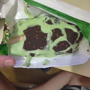Burger King İn Yanlış Patlak Çatlak Ürün Göndermesinden Sıkıldım Artık