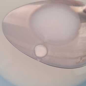 Mis Sütün İçinden Çıkan