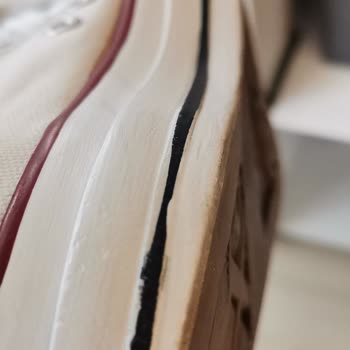 Yg Lostra Memnun Kalmama