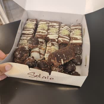 Şelale Restaurant Bozuk Tatlı Günlük