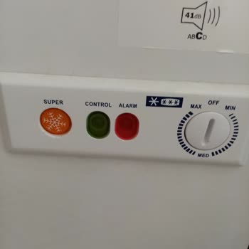 Vestel Derin Dondurucu LED Işıkları Arıza Veriyor Sürekli