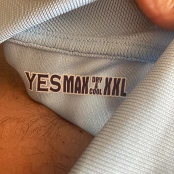 Yesmax Hitech Asla Hava Almayan, Plastik Kokan, Terden Sırılsıklam Olduğumuz Bir T-shirt