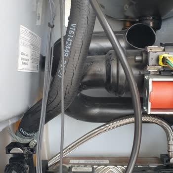Viessmann Isı Kombi Hortumları Garanti Süresi İçinde Paramparça Oldu