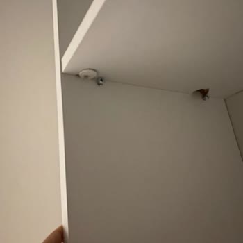 Üretim Hataları İle Dolu Dekorex Dolapları