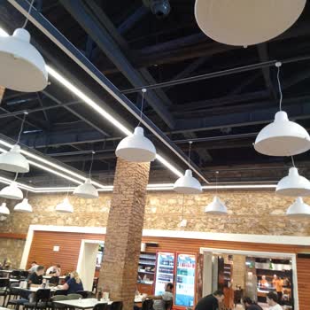 Köfteci Yusuf Çalışanların Tavır Ve Üslupsuzluk!