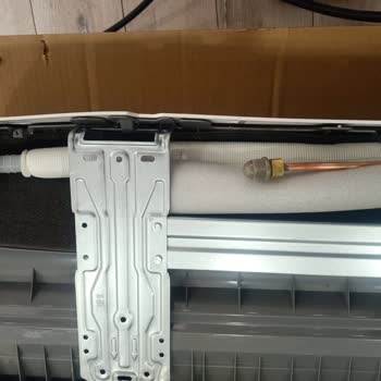 Airfel Ltxmn35 12 BTU Klima Ürününde Hasar