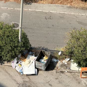 Çiğli Belediyesi Çöp Kokusu Apartmana Geliyor!