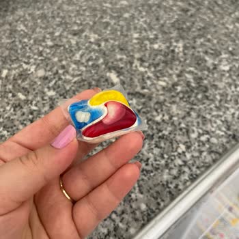 Fairy Yağ Lekesi Çıkmaması