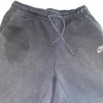 Nike Şort İlk Yıkamada Renk Kustu