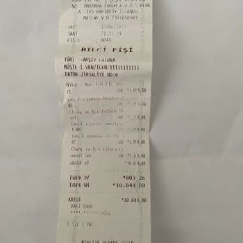 Nike Şort İlk Yıkamada Renk Kustu