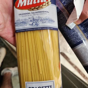 Mutlu Makarna Böcekli Makarna Sonrası İlgisizlik