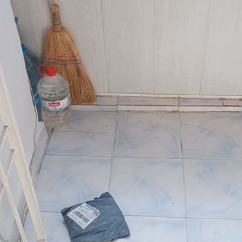 Sürat Kargo Başkasının Kargosu Evimin Balkonunda Ne Arıyor?