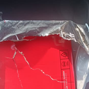 MNG Kargo Yırtık Ezik Kargo