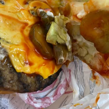 Saloon Burger Venezia AVM Kalitesini Bozdu