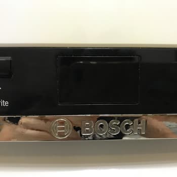 Bosch Bulaşık Makinesi Kapağında Sarı Lekelenme!