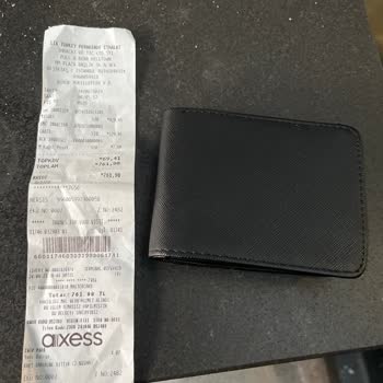 Hiltawn AVM Pull And Bear Mağazası Müdürün Ürünü İade Almaması Ve Kaba