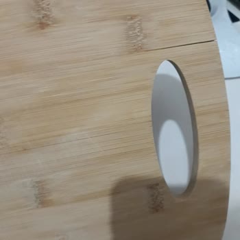 Karaca Züccaciye Karaca Mağazasından Alınan 2 Li Kesme Tahtası Her Yerinden Çatlıyor.