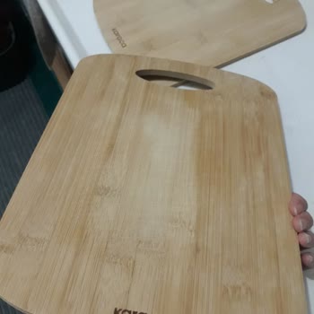 Karaca Züccaciye Karaca Mağazasından Alınan 2 Li Kesme Tahtası Her Yerinden Çatlıyor.