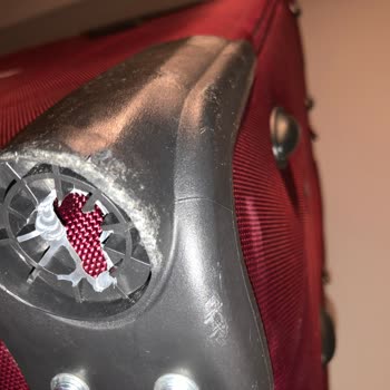 Pegasus Valizimi Kırdı Dönüş Yapmıyor