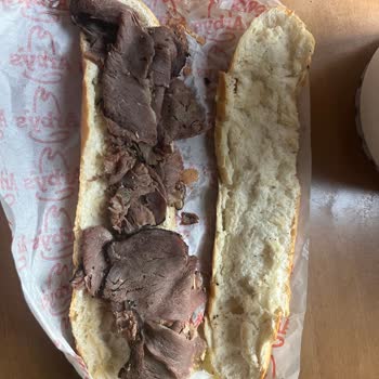 Arby's Mağazasında Muhatap Bulamamak Ve Baştan Savma Ürün Gönderimi