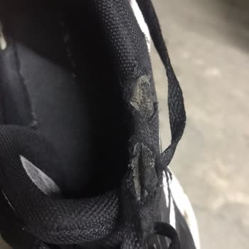 Deichmann Mağazasından Aldığımız Adidas Ayakkabının Kalitesizliği