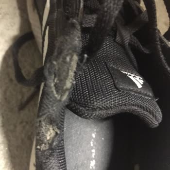 Deichmann Mağazasından Aldığımız Adidas Ayakkabının Kalitesizliği