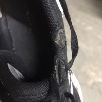 Deichmann Mağazasından Aldığımız Adidas Ayakkabının Kalitesizliği