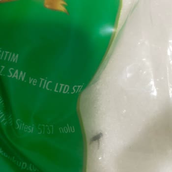 Kon Küp Şeker Kapalı Üründe Böcek Vardı