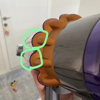 Dyson V15 Absolute Cihazında Soyulma
