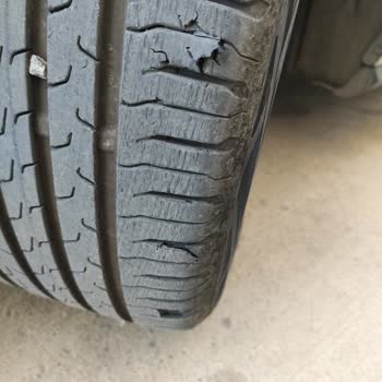 Ford Sıfır Araç Lastik Kabuk Atma Problemi
