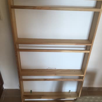 Erzan Nakliyat Mobilyamızı Ve Evin Camını Kırdılar. Zararlarımız Karşılanmadı.