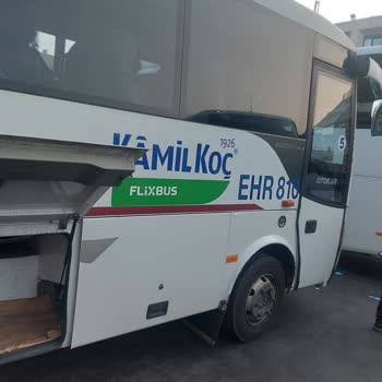 Kamil Koç Servis Şoförü Terbiyesizliği