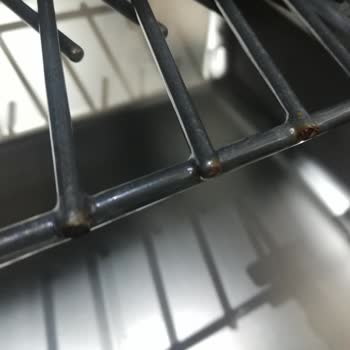 Beko Inox Bulaşık Makinesi İçinde Pas Sorunu