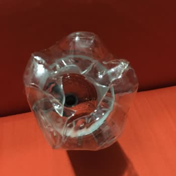 Pepsi Kolanın Durduk Yere Patlaması