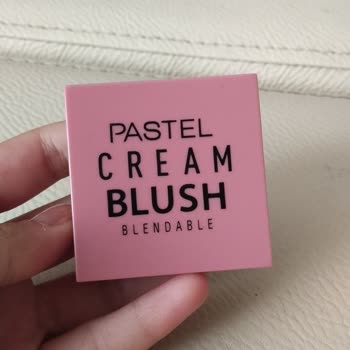 Pastel Kozmetik Pro Fashion Cream Blush Allık Hiçbir Renk Yok Sadece Sim Veriyor!