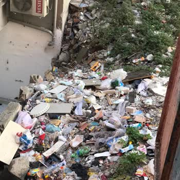 İBB - İstanbul Büyükşehir Belediyesi Mahalle Arası Çöplük