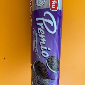 Torku Premio Bisküvinin İçinden Kurtlanmış Bisküviler Çıktı