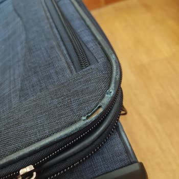 Türk Hava Yolları Uçuşunda Eşyalarım Kırıldı Ve Valizim Tahriş Edildi