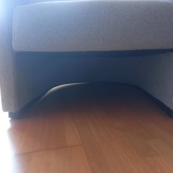 Enza Home Koltuk Takımının Berjeri Yamuk Ve Lekeli.