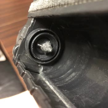 Electrolux Pure Q9 PQ91-ANIMS Dikey Şarjlı Süpürge Sorunu