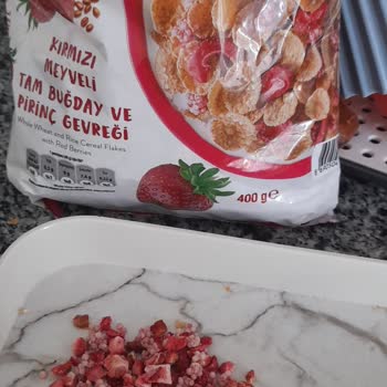 Kellogg's Special K Kırmızı Meyveli Ama Meyve Yok!