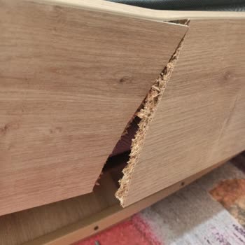 Çilek Mobilyadan Alınan Ranza Gece Çocuğumuz Uyurken Kırıldı.