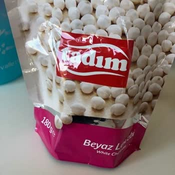 Tadım Marka Kuruyemiş Paketinde Taş