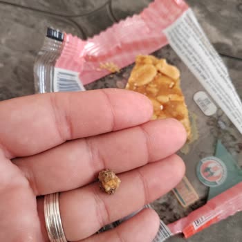 Tarım Kredi Kooperatif Market Tarım Kredi Marketten Aldığım Yer Fıstıklı Krokan Dan Taş Çıktı