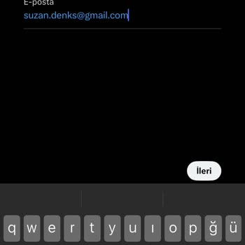 Twitter Hesabım Durduk Yere Kitlendi
