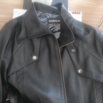 Derimod Yanlış Deri Ceket Gönderimi Sonrası Ürün Değiştirememek