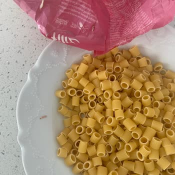 Filiz Makarna Makarnadan Çıkan Kurtlar