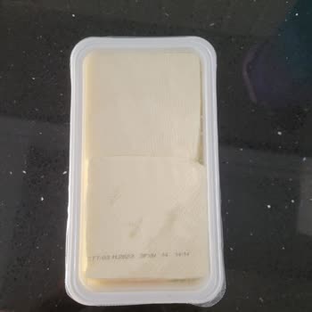 Peynirin İçinde Kıl Var Yörükoğlu